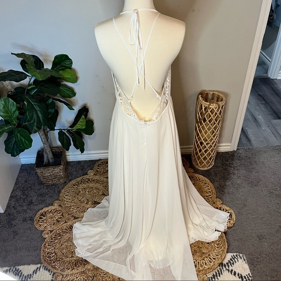 Sold Out LuLu’s Celebrate the Moment White Lace Maxi Dress Size XL - Picture 9 of 15